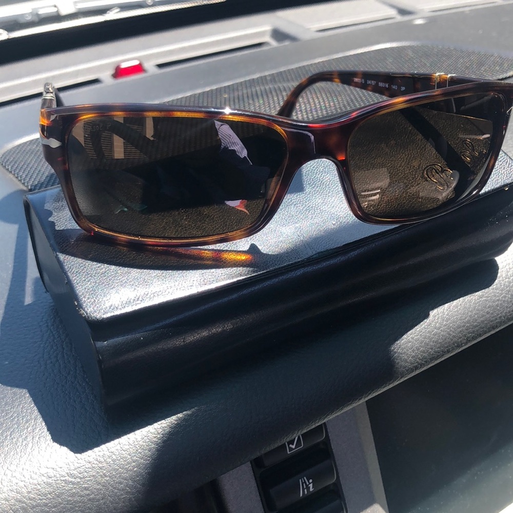 Persol  *made in Italy 🇮🇹  polarized sunglasses